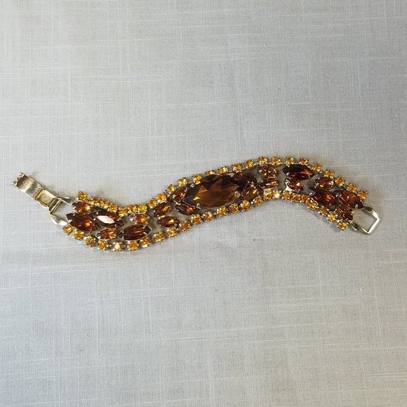 Vintage Amber Color Rhinestone Bracelet - Picture 2 of 12